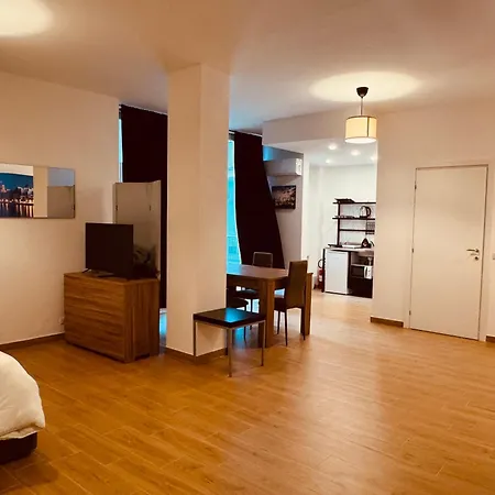 Sparano Class 1 Apartment Bari
